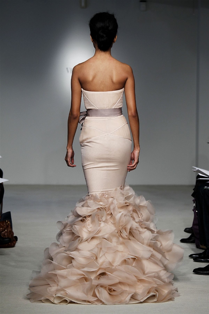 Vera Wang 2012 İlkbahar/Yaz Gelinlik