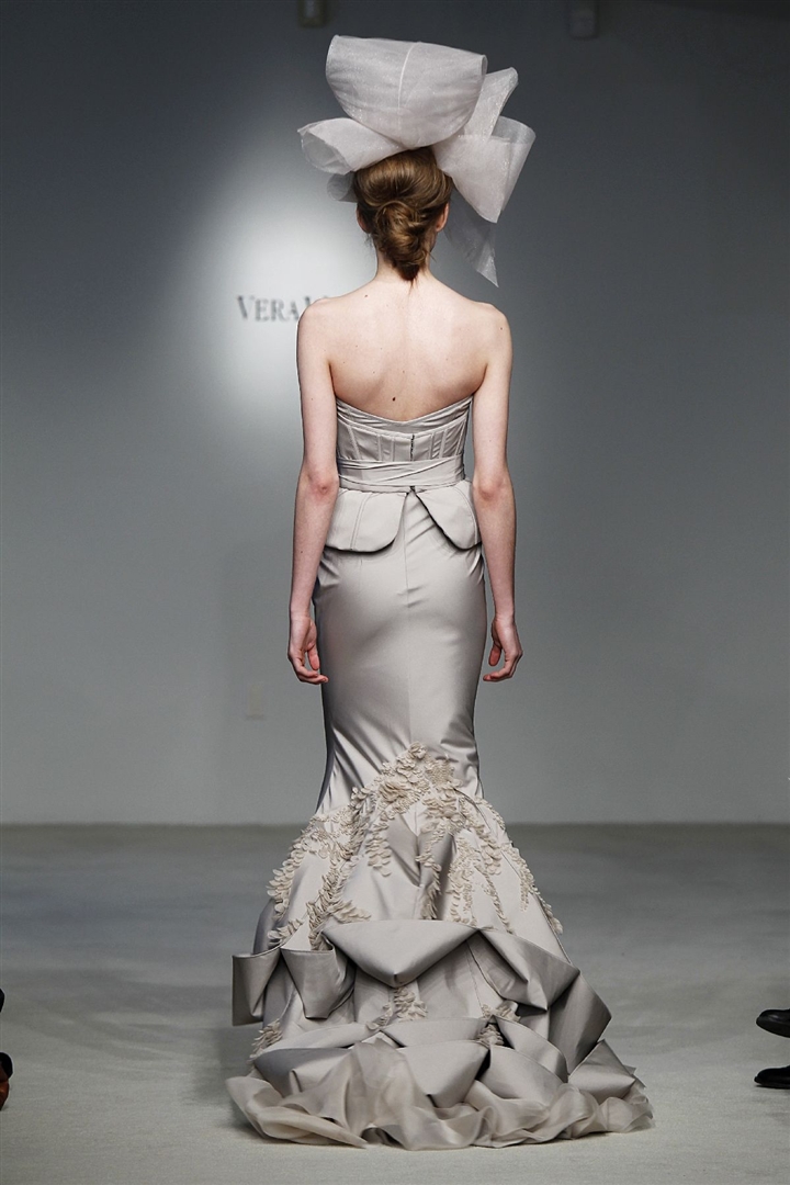 Vera Wang 2012 İlkbahar/Yaz Gelinlik