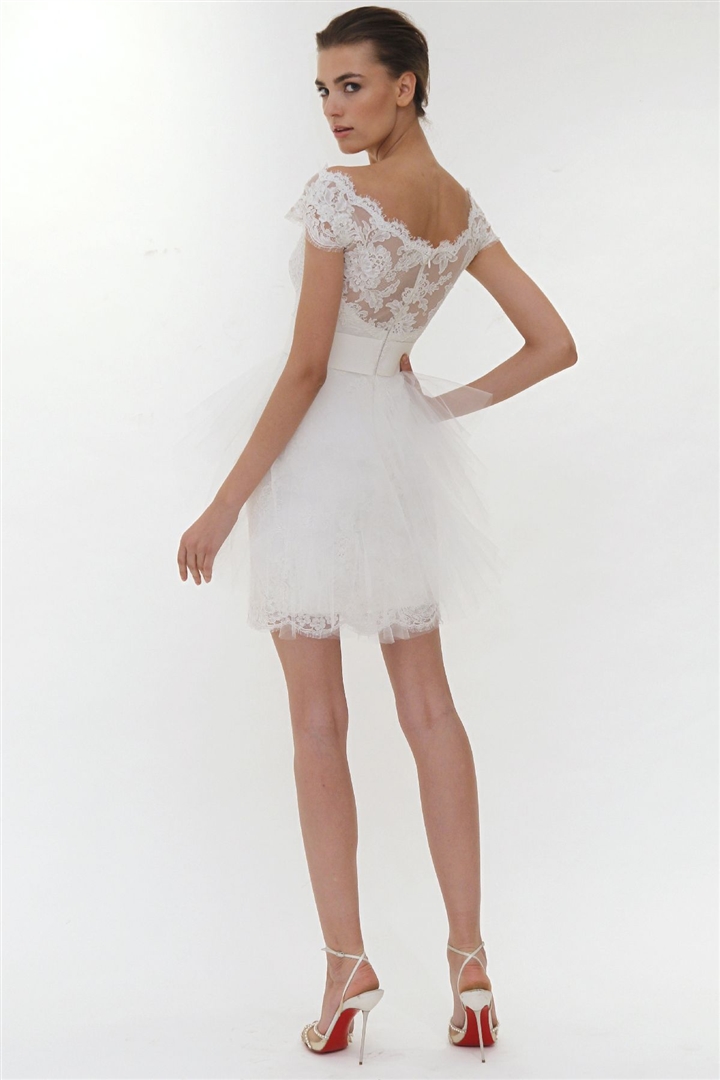 Marchesa 2012 İlkbahar/Yaz Gelinlik