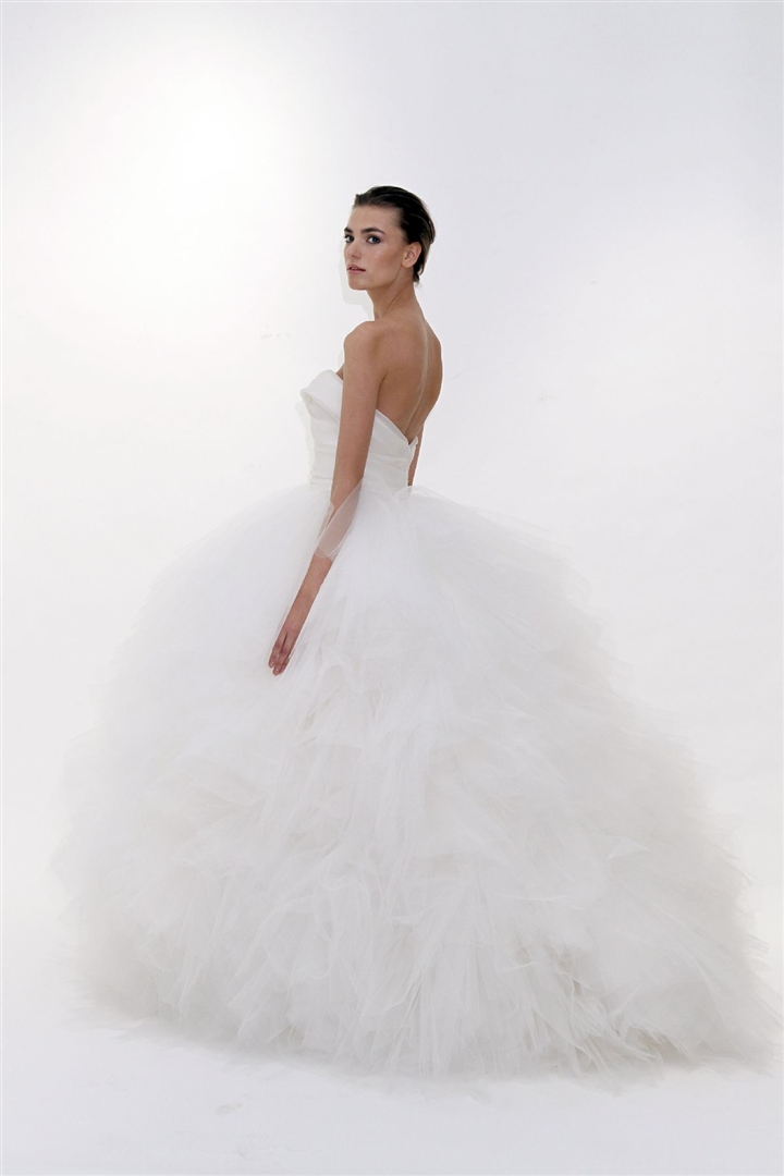 Marchesa 2012 İlkbahar/Yaz Gelinlik