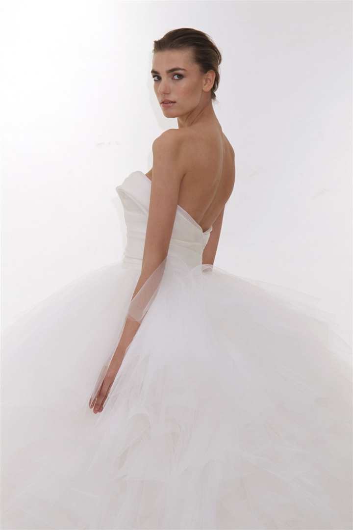 Marchesa 2012 İlkbahar/Yaz Gelinlik Detay