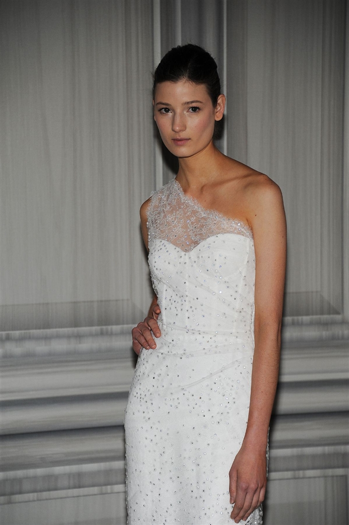 Monique Lhuillier 2012 İlkbahar/Yaz Gelinlik Detay