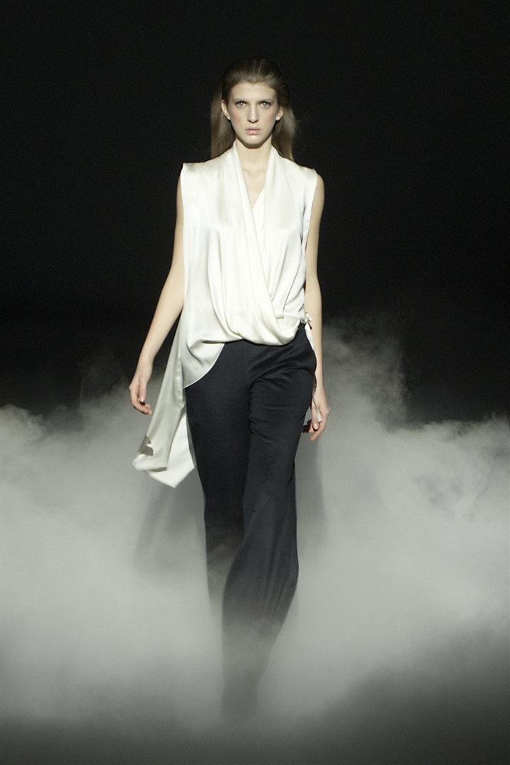 Hussein Chalayan 2011-2012 Sonbahar/Kış