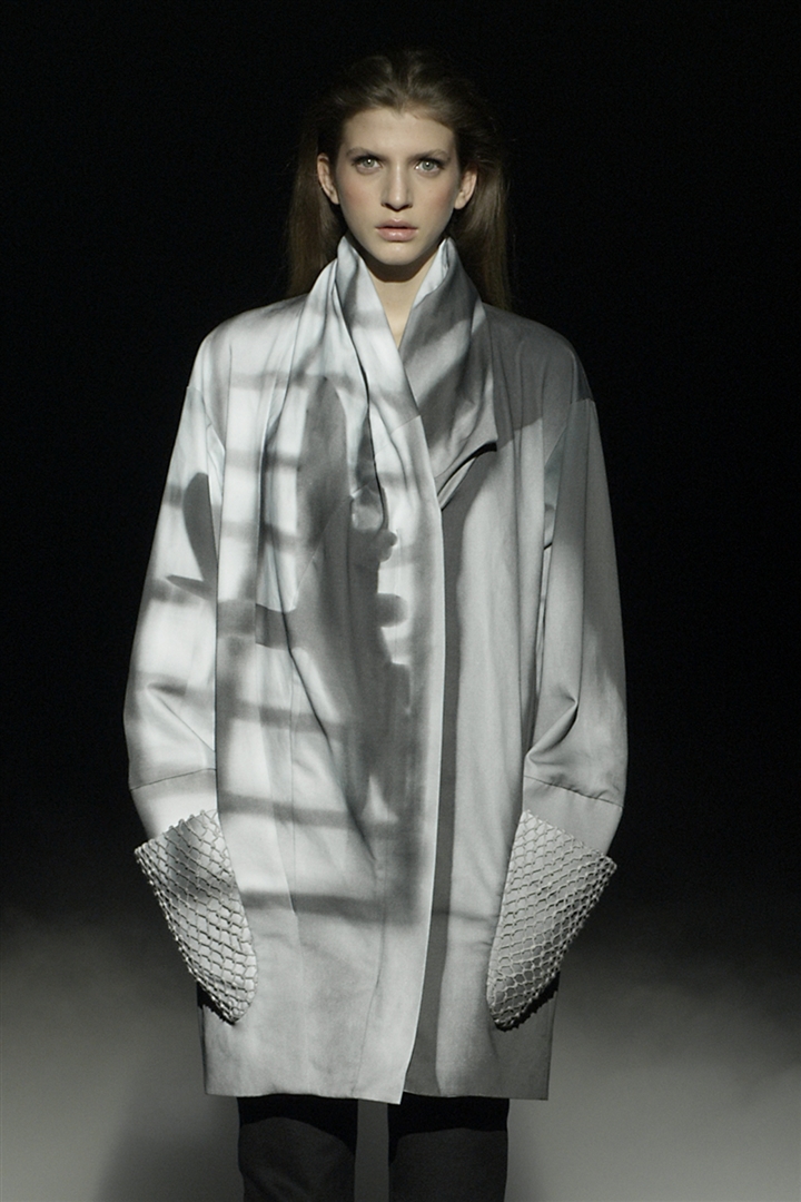 Hussein Chalayan 2011-2012 Sonbahar/Kış