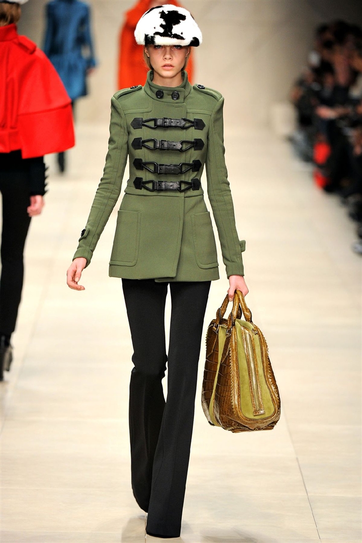 Burberry Prorsum 2011-2012 Sonbahar/Kış