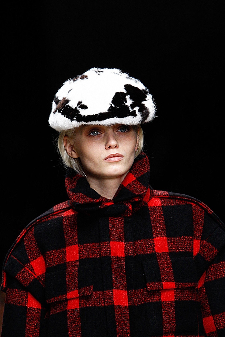 Burberry Prorsum 2011-2012 Sonbahar/Kış Detay