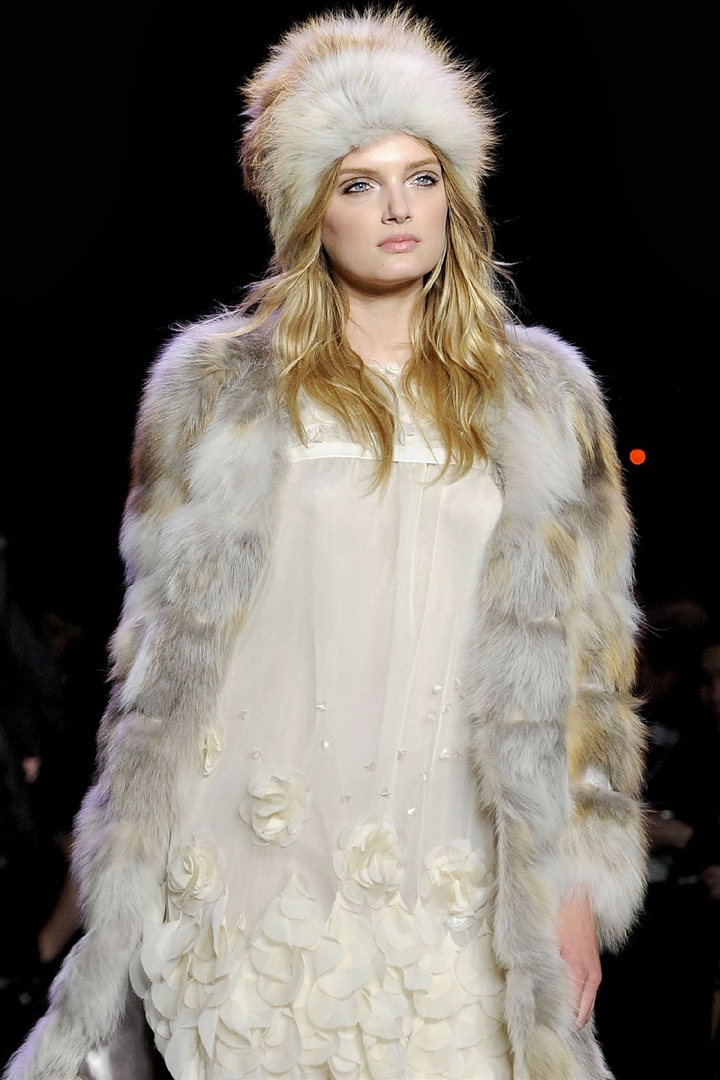 Anna Sui 2011-2012 Sonbahar/Kış Detay