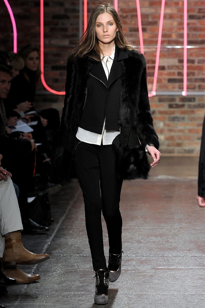 DKNY 2011-2012 Sonbahar/Kış