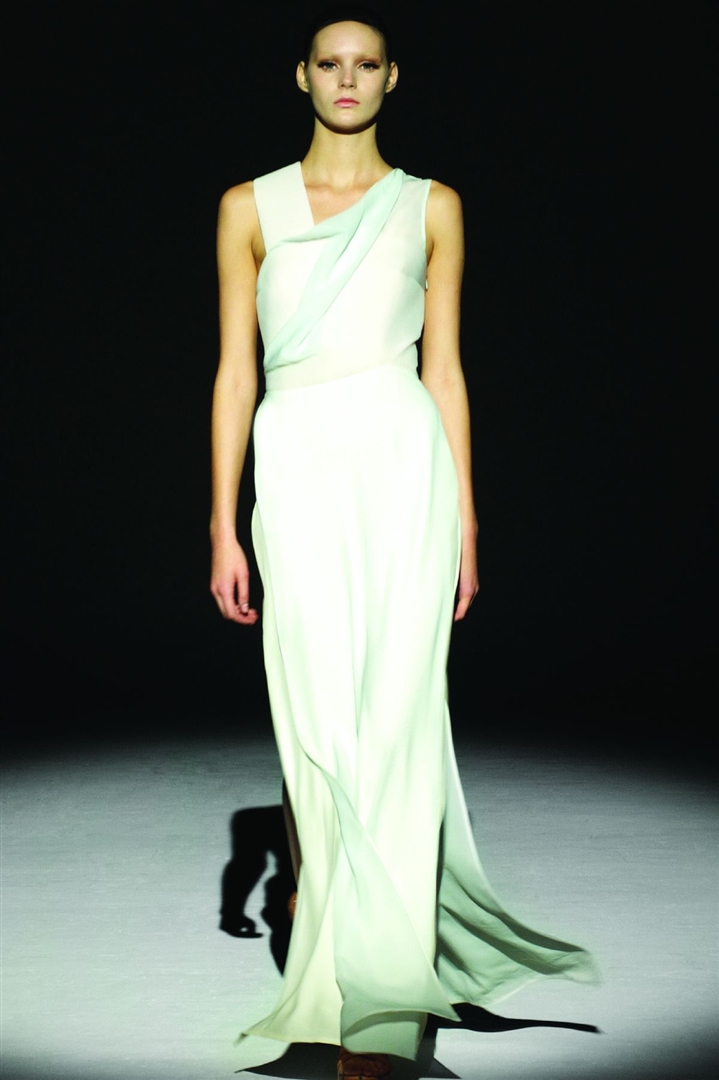 Hussein Chalayan 2011 İlkbahar/Yaz