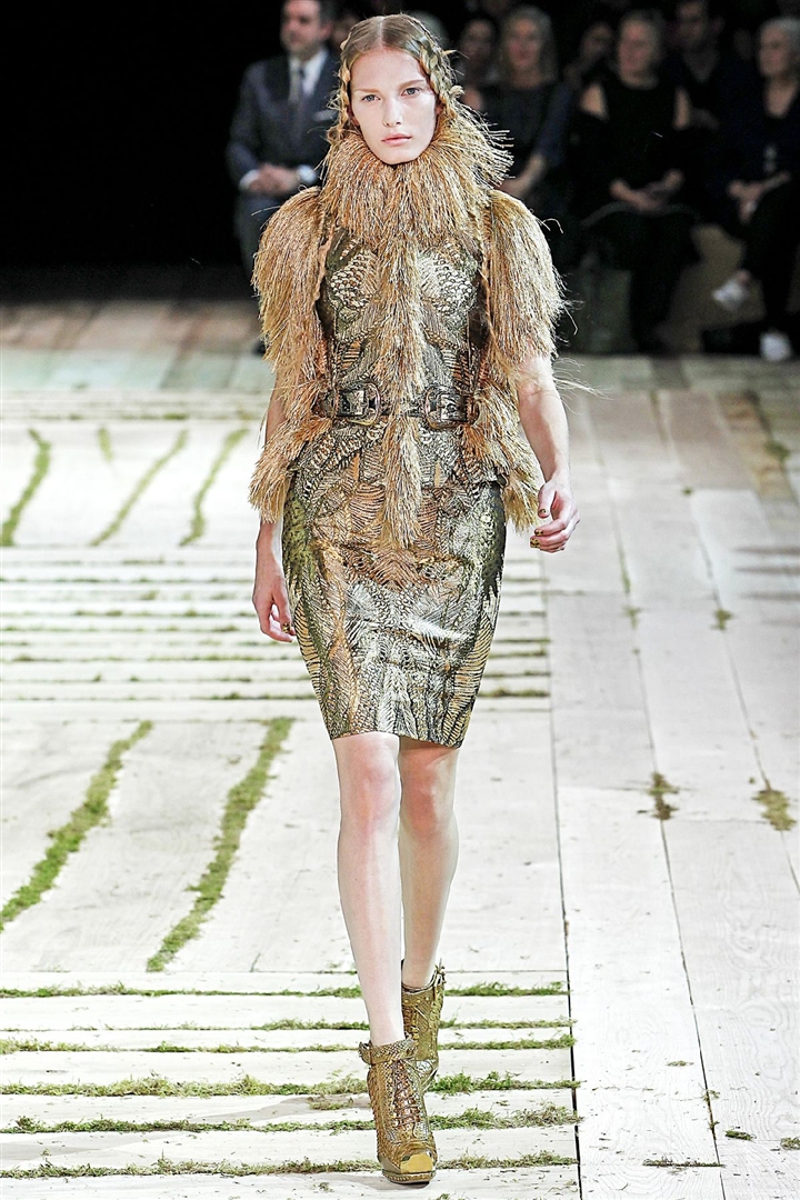 Alexander McQueen 2011 İlkbahar/Yaz