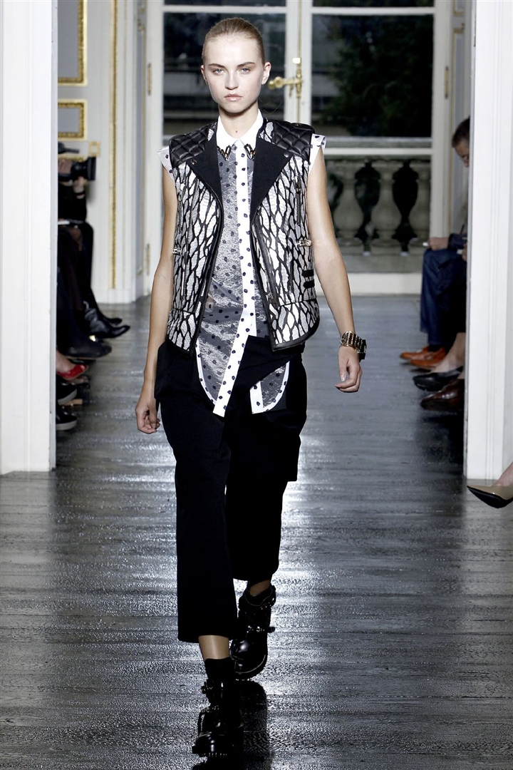 Balenciaga 2011 İlkbahar/Yaz