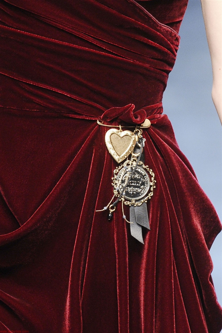 Dolce & Gabbana 2010-2011 Sonbahar/Kış Detay