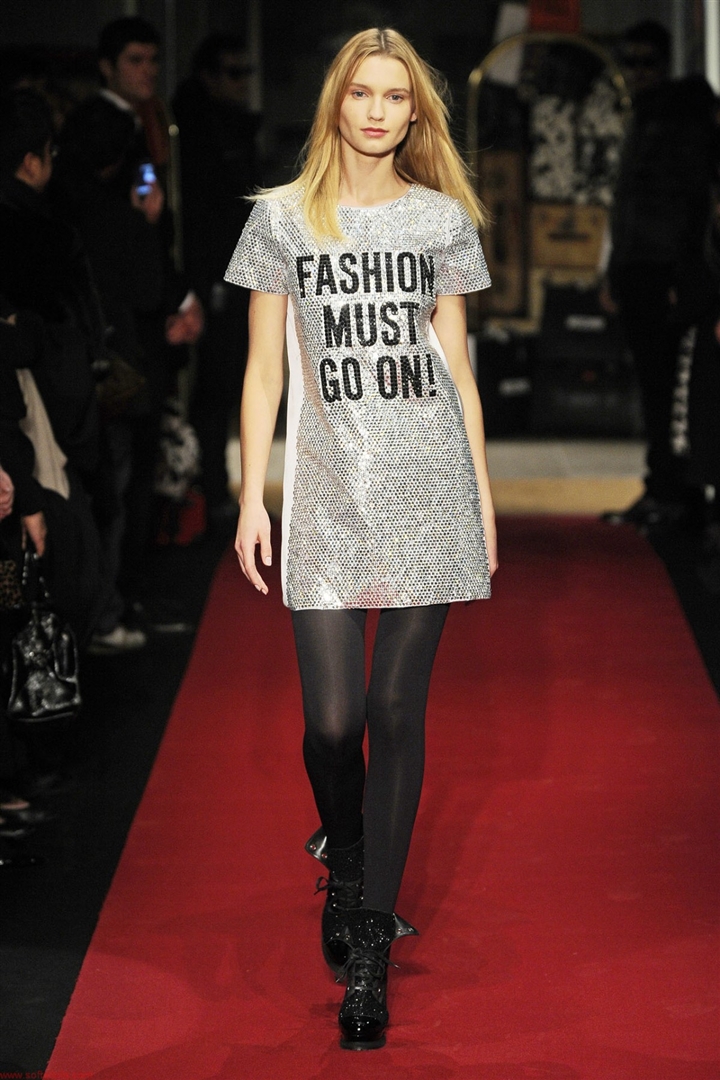 Moschino Cheap & Chic 2010-2011 Sonbahar/Kış