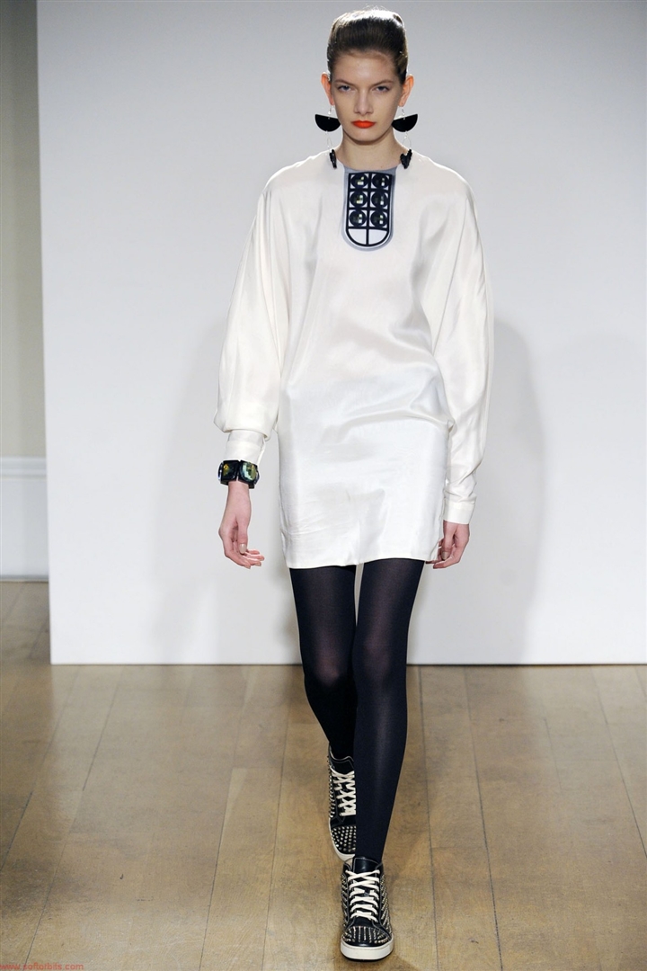 Holly Fulton 2010-2011 Sonbahar/Kış