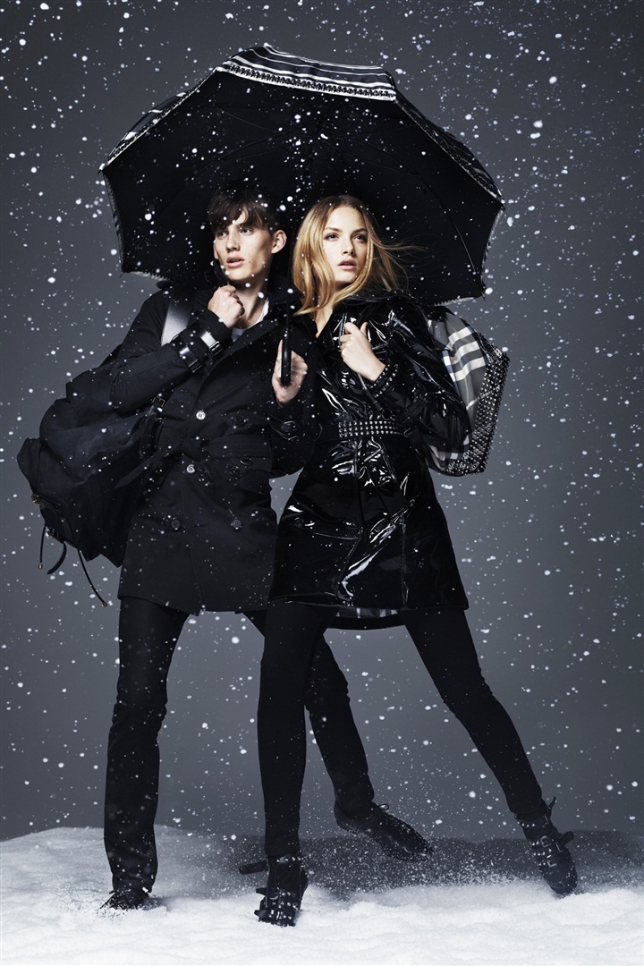 Burberry Winter Storm Koleksiyonu, sonbaharın karanlık yanını şıklığa dönüştürüyor.