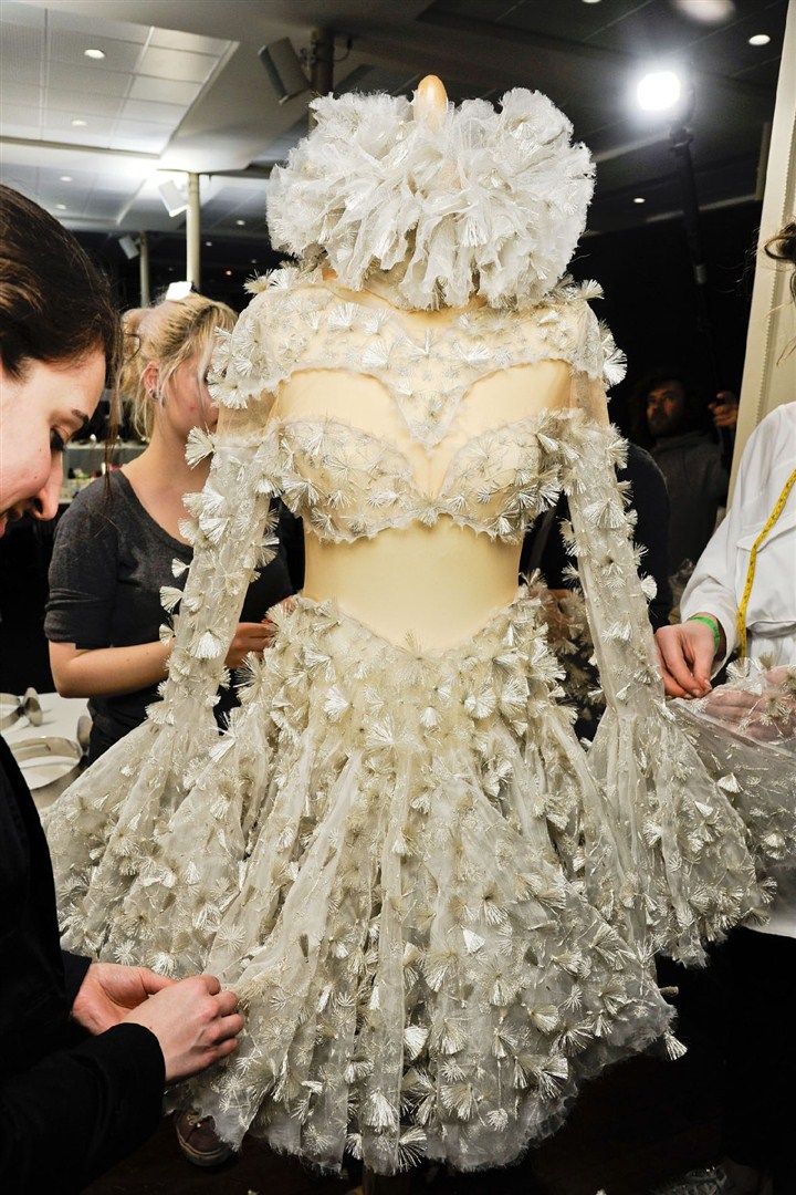 Alexander McQueen 2012-2013 Sonbahar/Kış Çekim Arkası