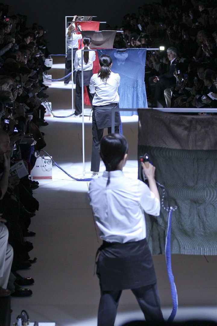 Issey Miyake 2012-2013 Sonbahar/Kış