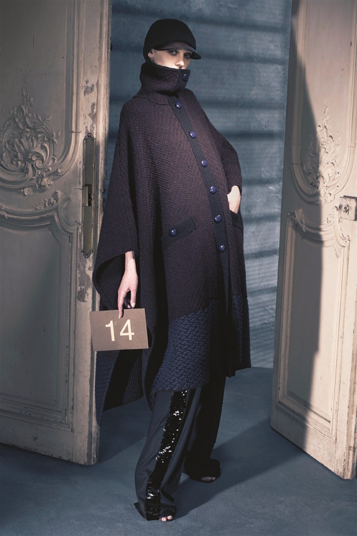 Louis Vuitton'un 2011 Pre-Fall Koleksiyonu, bu sonbahar çok retro ve çok güçlü.