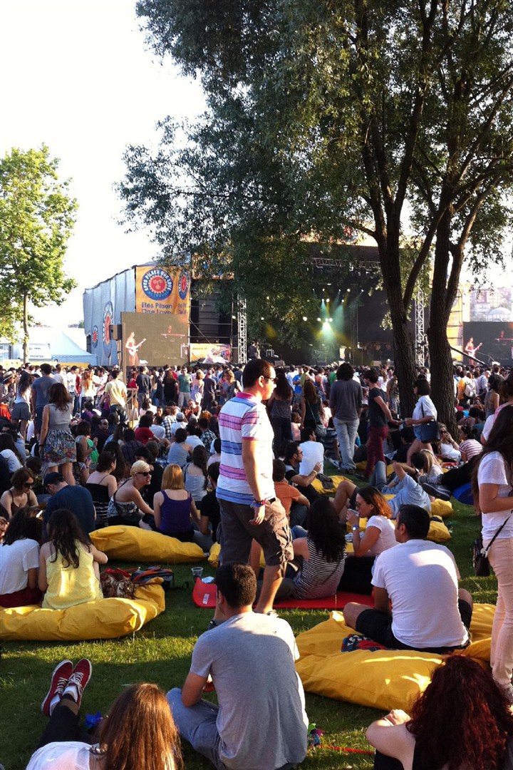 Efes One Love Festivali, geçtiğimiz haftasonu yoğun bir katılımla gerçekleşti.