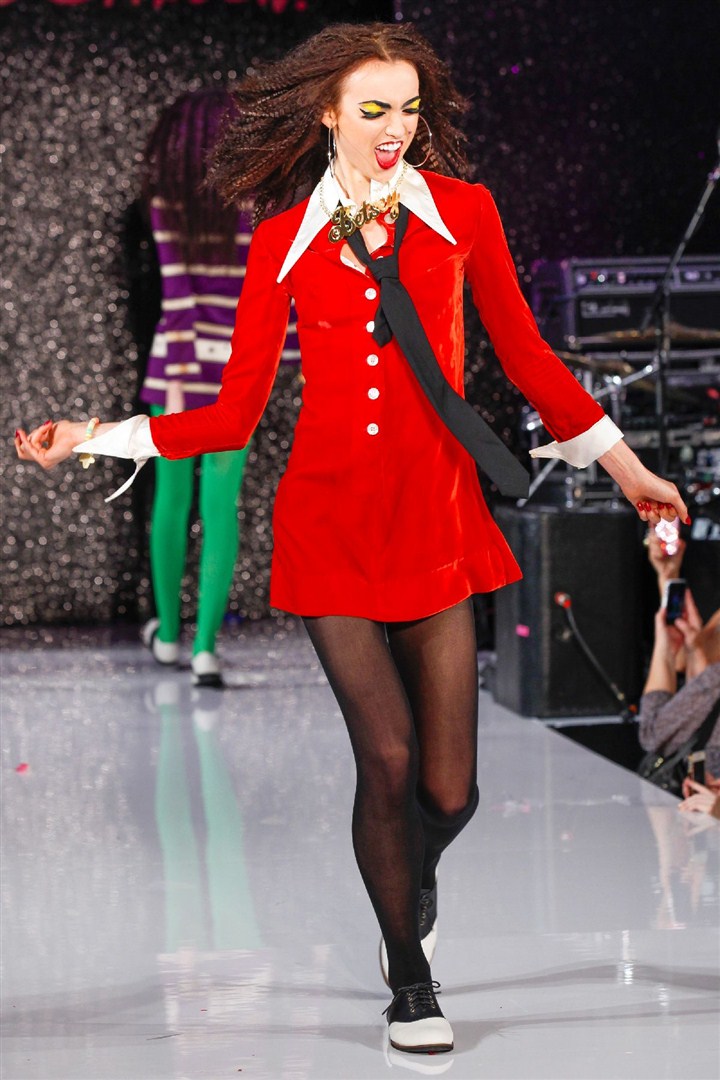 Betsey Johnson 2013 İlkbahar/Yaz