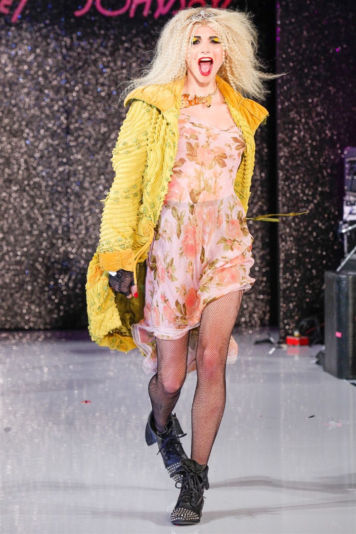 Betsey Johnson 2013 İlkbahar/Yaz