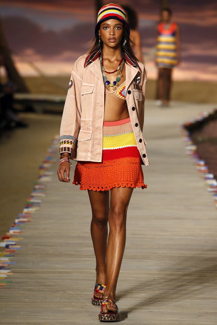 Tommy Hilfiger 2016 İlkbahar/Yaz