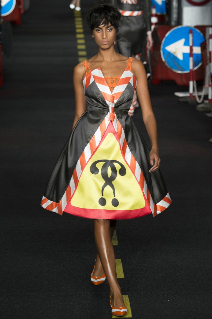 Moschino 2016 İlkbahar/Yaz