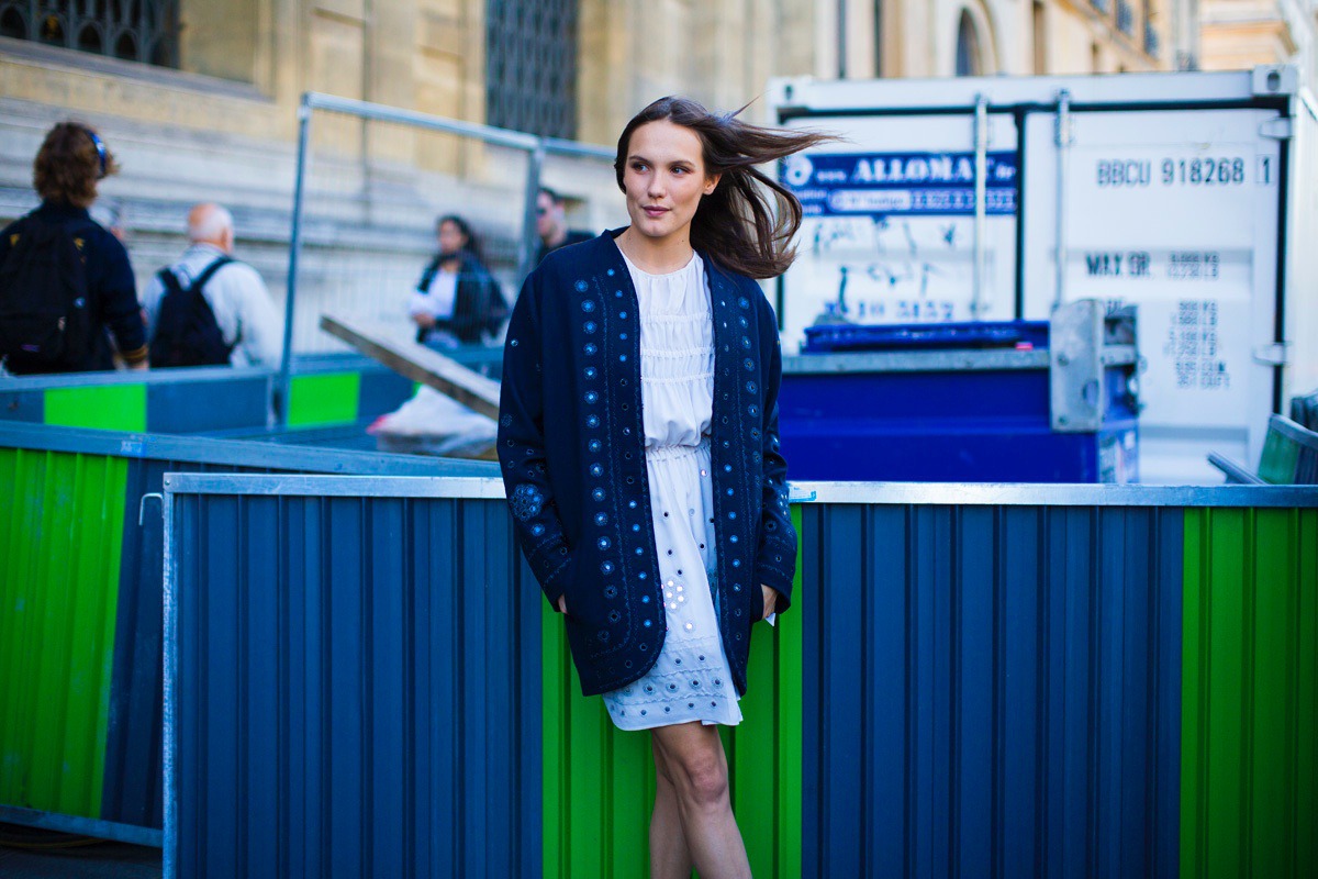 Sokak Stili: 2016 İlkbahar Paris Moda Haftası 1. Gün