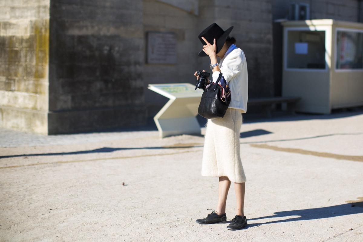 Sokak Stili: 2016 İlkbahar Paris Moda Haftası 2. Gün