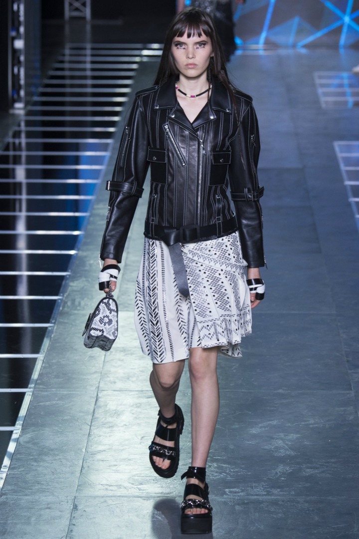 Louis Vuitton 2016 İlkbahar/Yaz