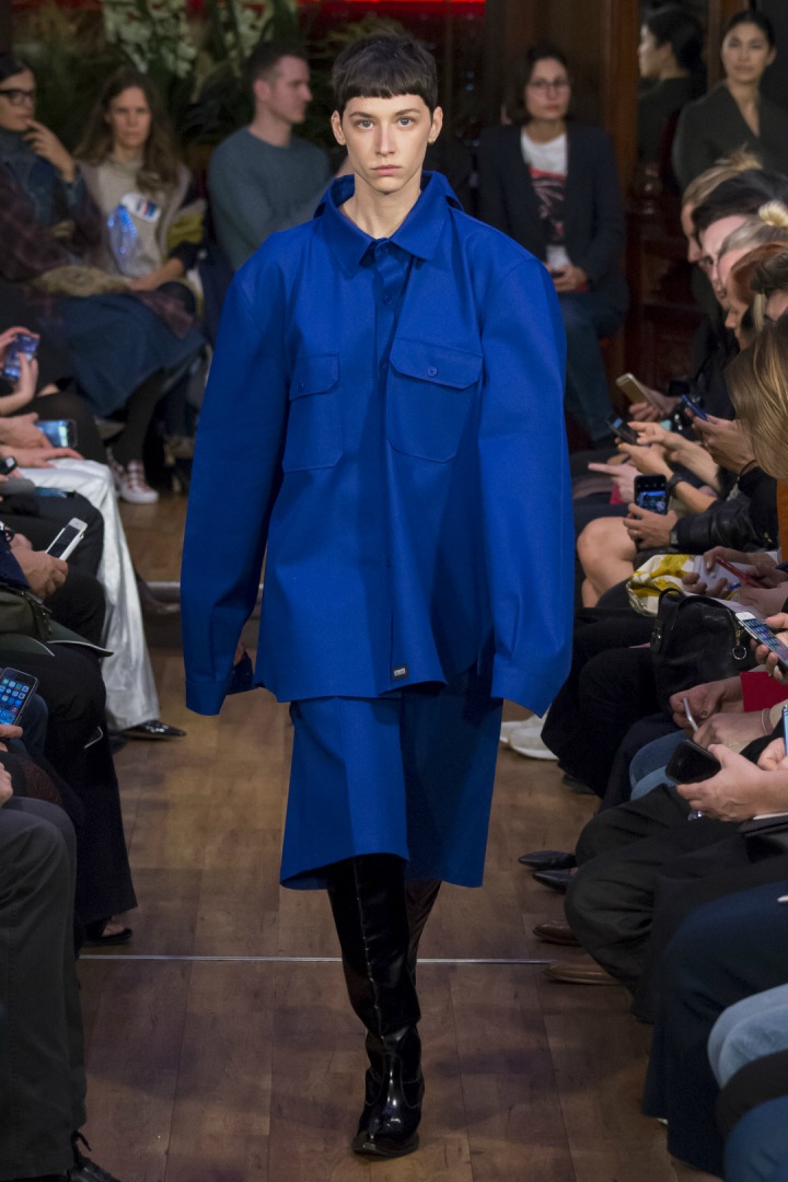 Vetements 2016 İlkbahar/Yaz