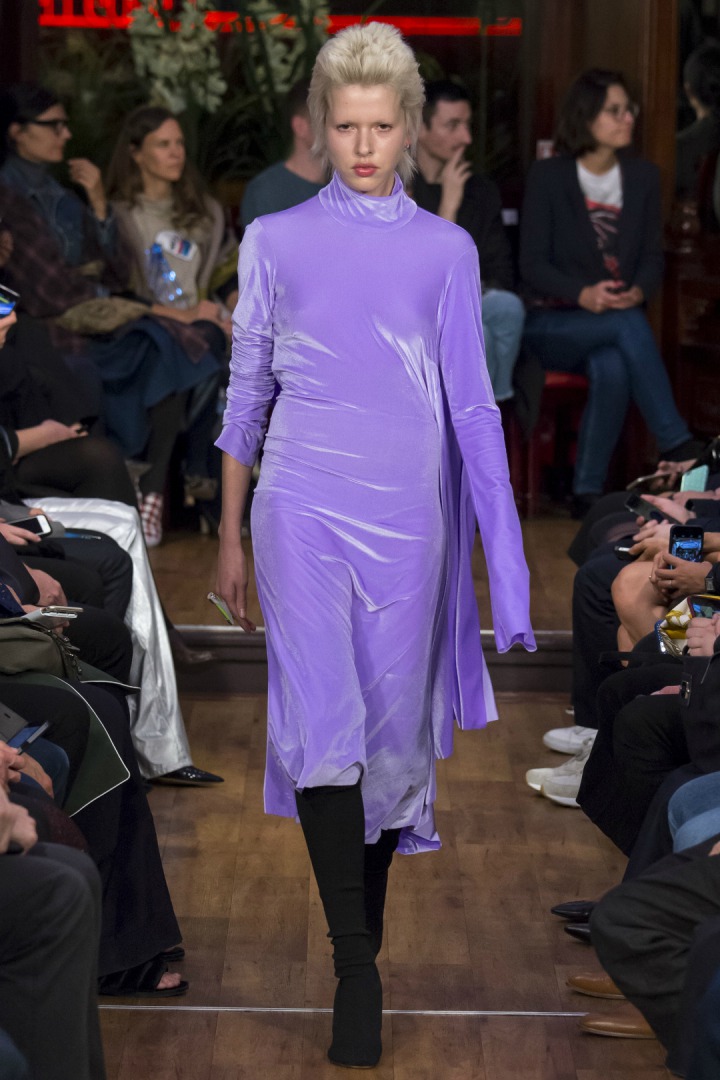 Vetements 2016 İlkbahar/Yaz