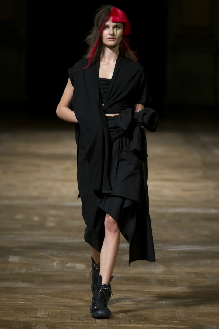 Yohji Yamamoto 2016 İlkbahar/Yaz