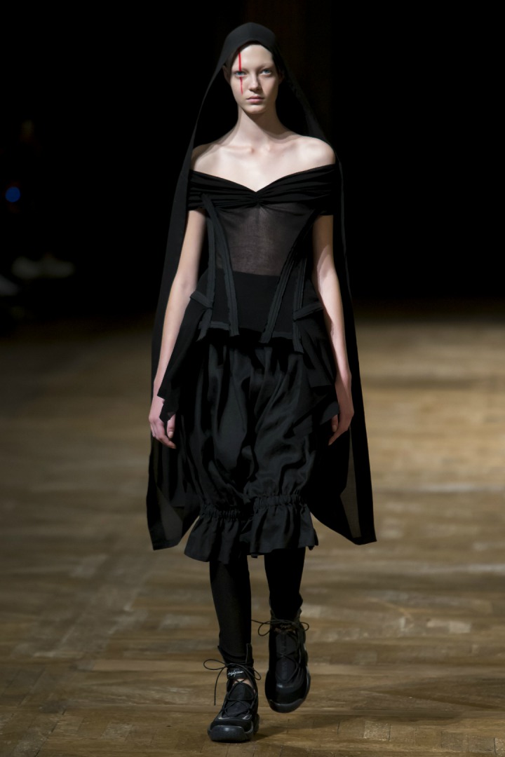 Yohji Yamamoto 2016 İlkbahar/Yaz