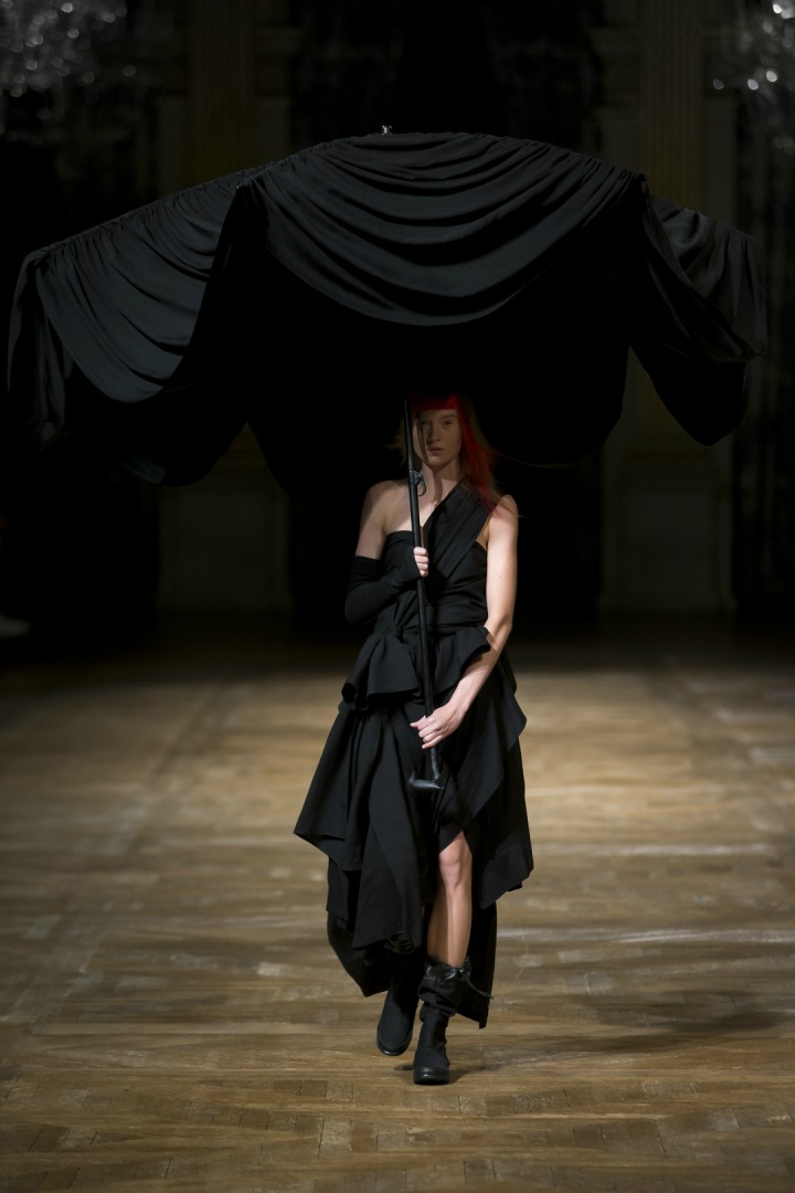 Yohji Yamamoto 2016 İlkbahar/Yaz