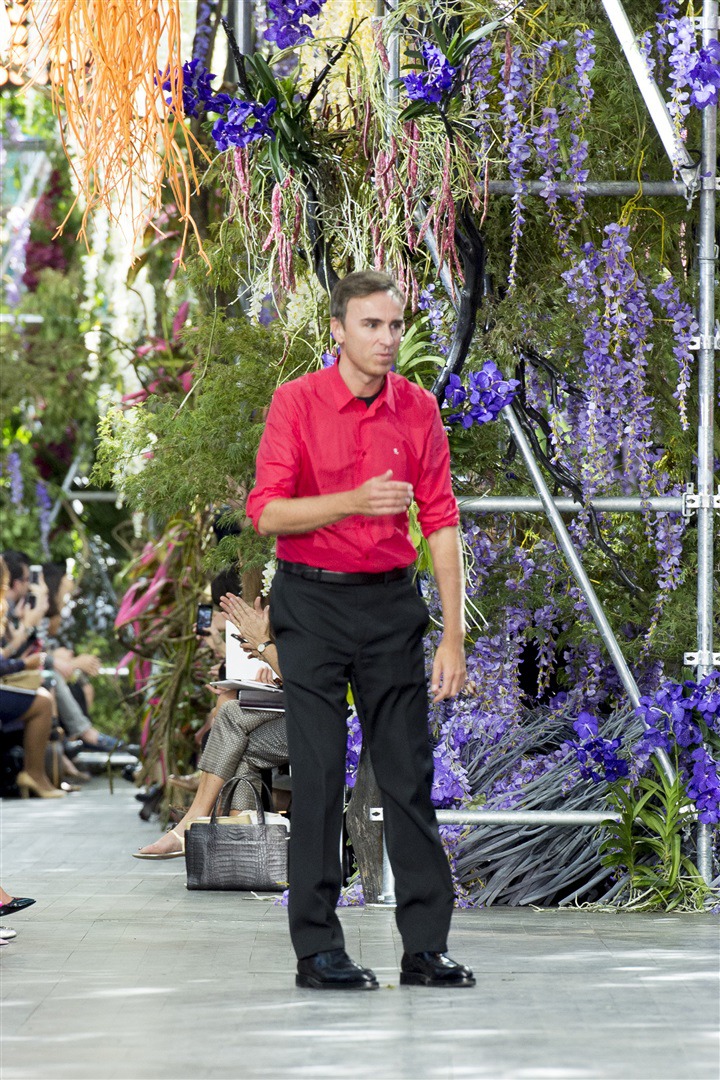 Raf Simons'ın Dior Podyumundaki Unutulmaz Anları