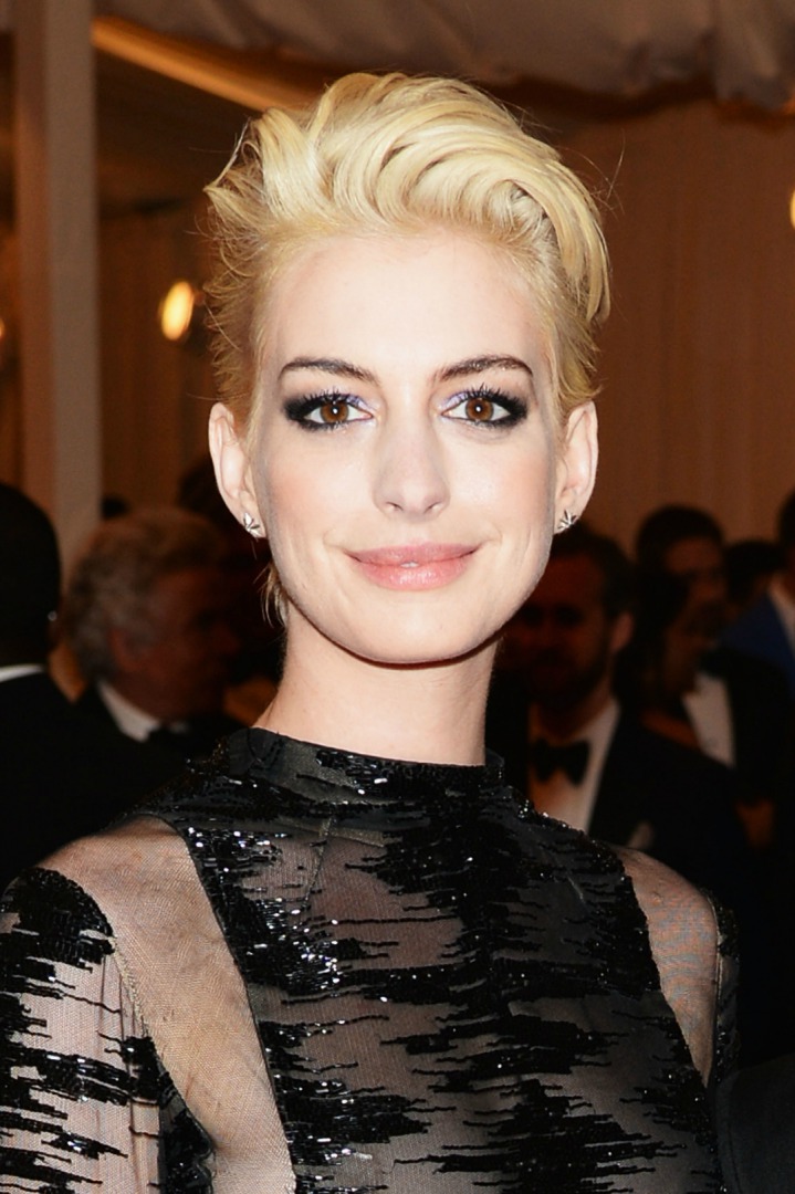 Anne Hathaway'in Güzellik Evrimi