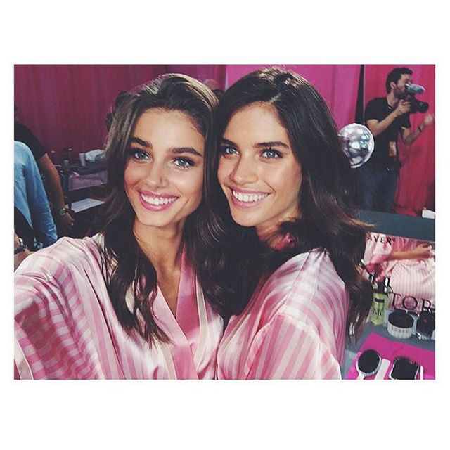 Adriana Lima'dan Kendall Jenner'a Instagram'da Victoria's Secret Melekleri