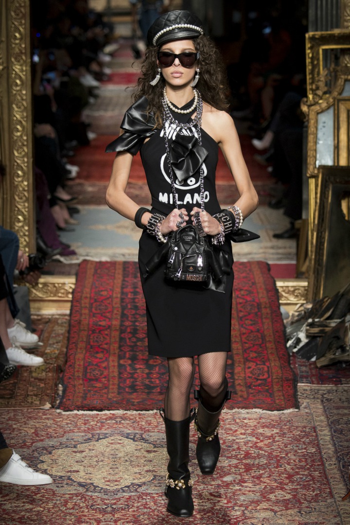 Moschino 2016-17 Sonbahar/Kış