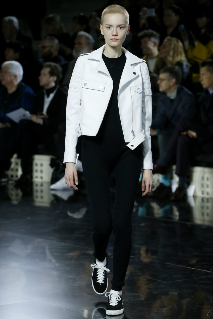 Courreges 2016-17 Sonbahar/Kış