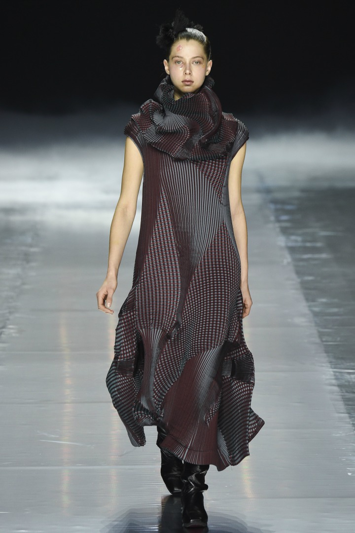 Issey Miyake 2016-17 Sonbahar\ Kış