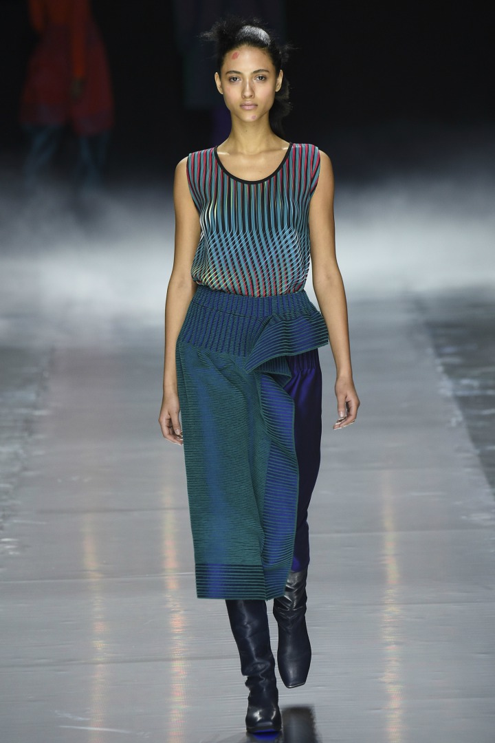 Issey Miyake 2016-17 Sonbahar\ Kış