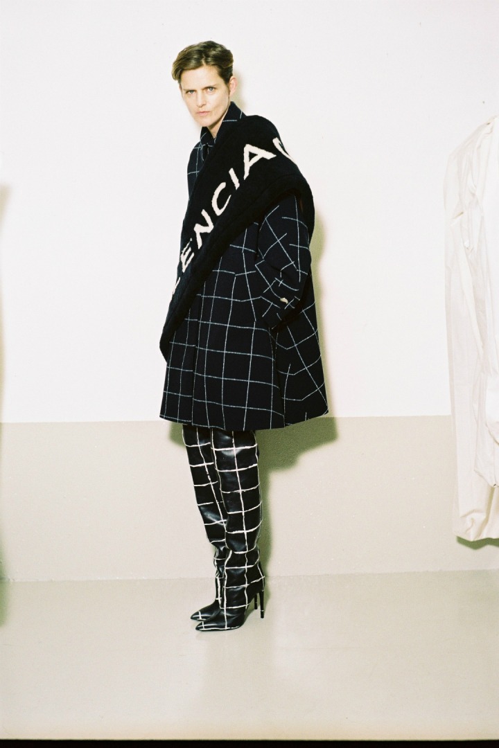 Balenciaga 2016 Pre-Fall