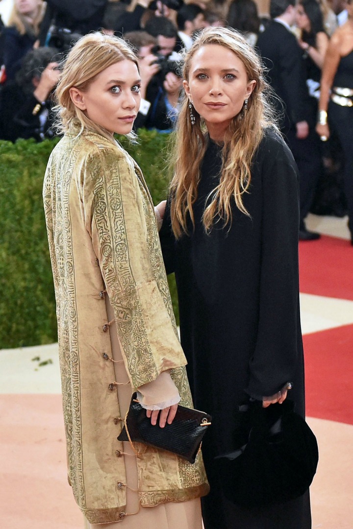 Mary-Kate, Ashley Olsen