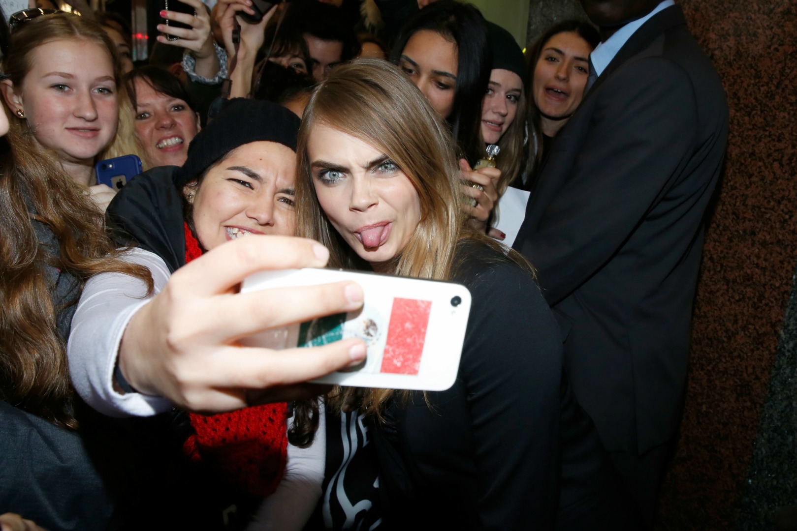 Stil Dosyası: Cara Delevigne