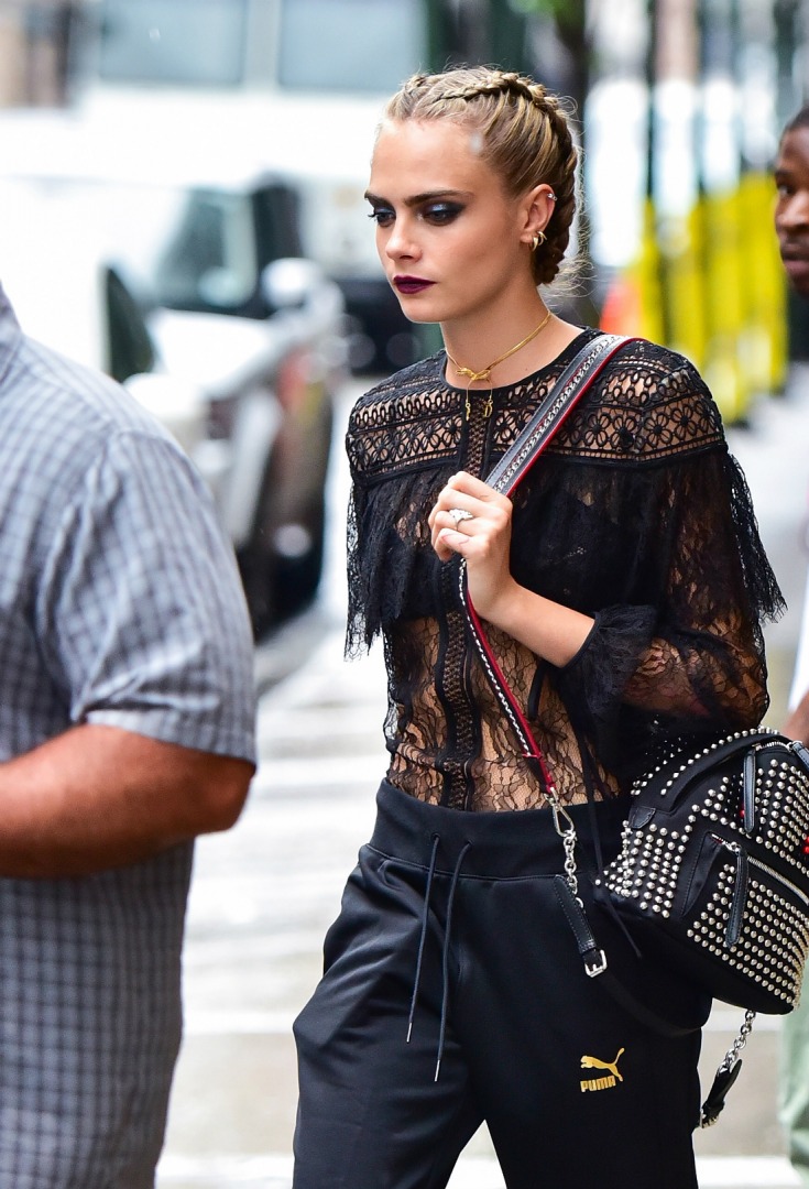 Cara Delevingne'ın Eğlenceli Kafası