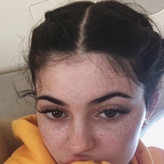 Kylie Jenner'ın Doğum Günü Kadrosu: Kendall, Bella, Hailey ve Dahası!