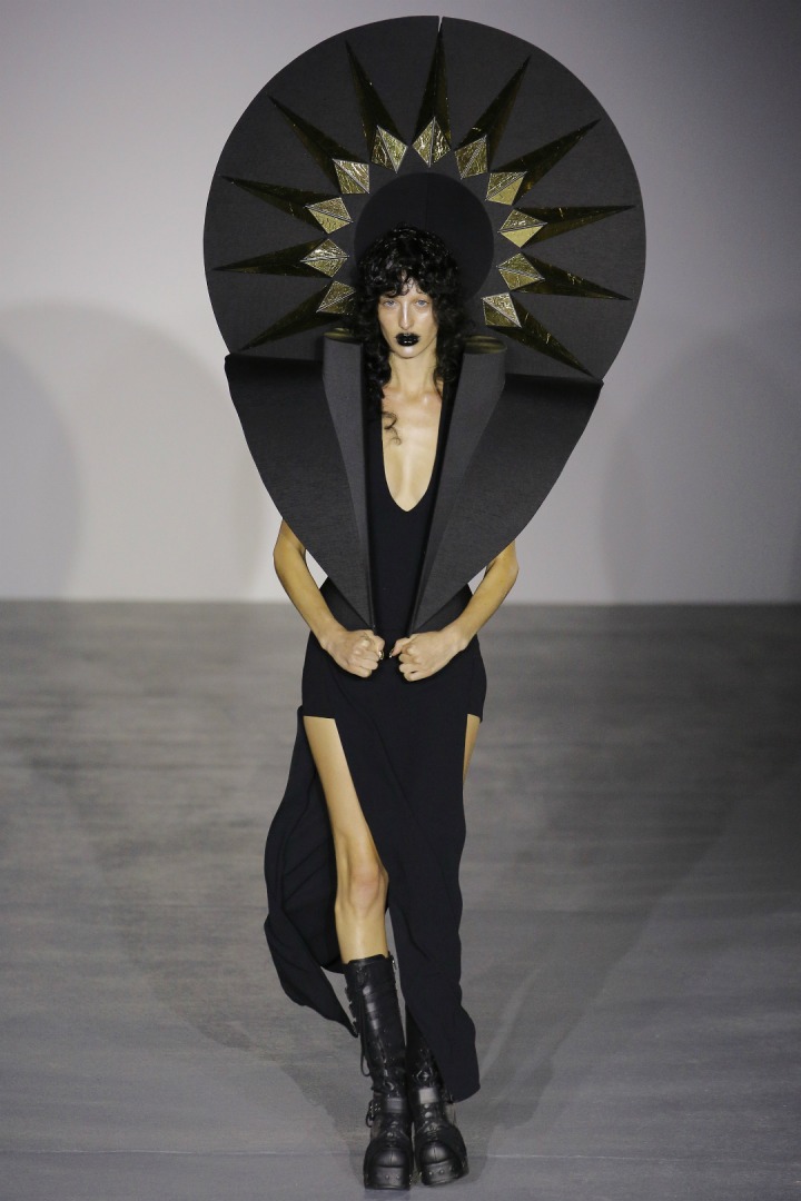 Gareth Pugh 2017 İlkbahar/Yaz