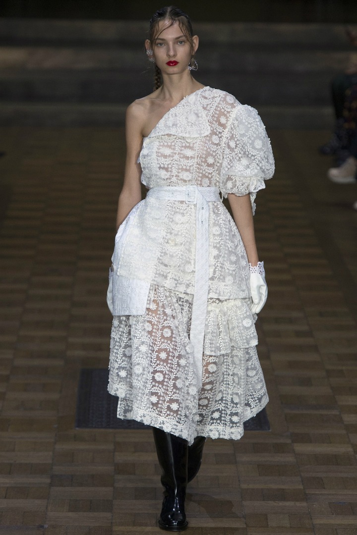 Simone Rocha 2017 İlkbahar/Yaz