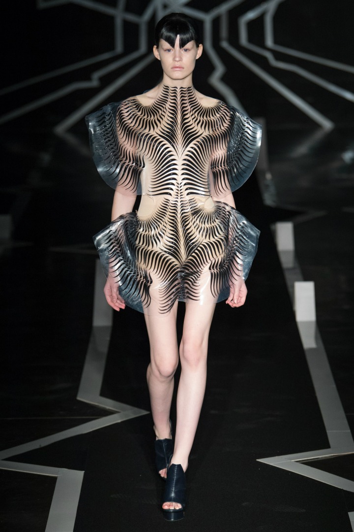 Iris Van Herpen 2017 İlkbahar/Yaz Couture